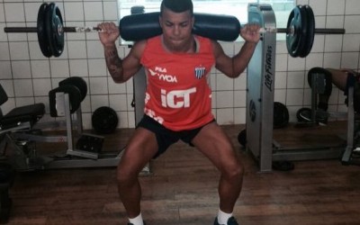 Carleto treina duro no Avaí e deve voltar a correr nesta quinta-feira