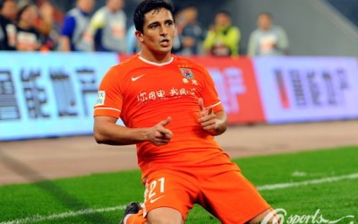 Aloisio faz seu 19º gol, se mantém na artilharia do Chinês e Shandong goleia o Guizhou Renhe