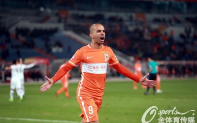 ⁠⁠⁠Diego Tardelli comemora quinto gol em seis jogos e Shandong vence a primeira no Chinês