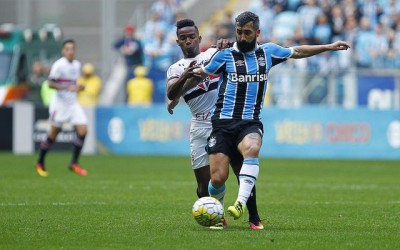 Artilheiro do Grêmio na Arena, Douglas marcou três gols nos últimos cinco jogos no Brasileiro e tem sido peça fundamental na campanha do Tricolor Gaúcho