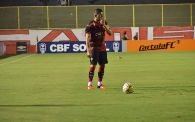 Diego Renan teve participação direta em 35% dos gols do Vitória no Campeonato Brasileiro