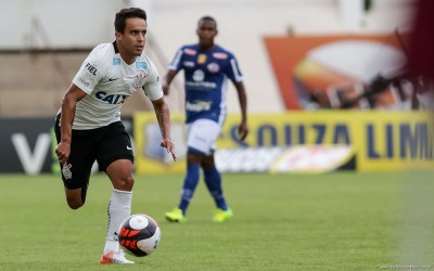 Único jogador do elenco que já conquistou a Sul-Americana, Jadson confia no time e na força da torcida para o Corinthians brigar pelo título inédito