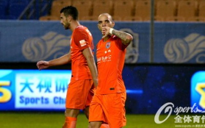 Tardelli marca pela décima vez nos últimos nove jogos e Shandong vence no Chinês