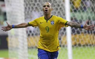 Diego Tardelli comemora convocação, mira Copa do Mundo e reencontra palco do último gol pela seleção brasileira