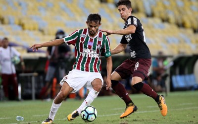 Com mais uma assistência contra o São Paulo, Gustavo Scarpa se torna o maior garçom do Brasileirão