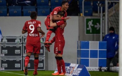 Wendell comemora goleada e Leverkusen assume vice-liderança da Bundesliga