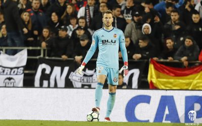 Em grande fase, Neto não é vazado pela sétima vez na temporada e comemora ótimo momento do Valencia no Espanhol