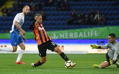 Marlos dá show e coloca o Shakhtar na decisão da Copa da Ucrânia