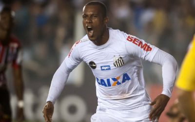 Copete pode completar 100 jogos pelo Santos justamente no clássico contra o São Paulo, sua maior vítima