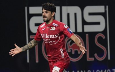 Destaque na Bélgica, Canesin marca o gol do empate do Oostende em 1 a 1 com o Waasland-Beveren