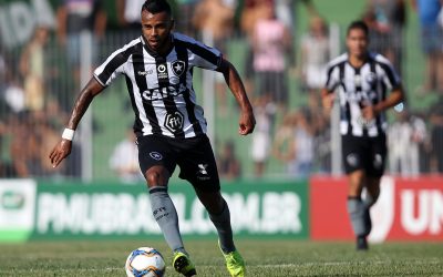 Totalmente recuperado, Alex Santana está preparado e motivado para seu primeiro clássico contra o Fluminense: “Respeitamos o time deles, mas iremos em busca da vitória”