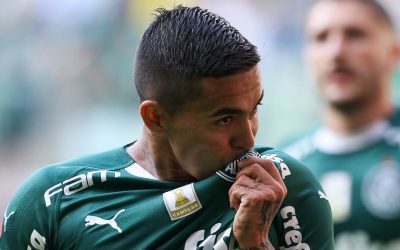 Em duelo decisivo pela Libertadores, Dudu deve igualar Fernando Prass como o atleta do elenco com mais jogos pelo Palmeiras