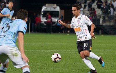 Agora no top 3 de jogos na Arena, Jadson relembra primeiro gol do Corinthians em Itaquera diante do Botafogo