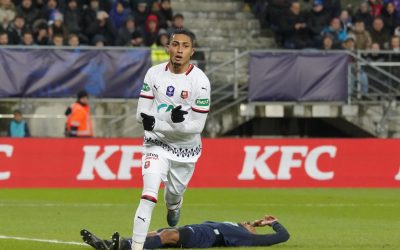 France Football indica Raphinha como um dos dez melhores jogadores do Campeonato Francês