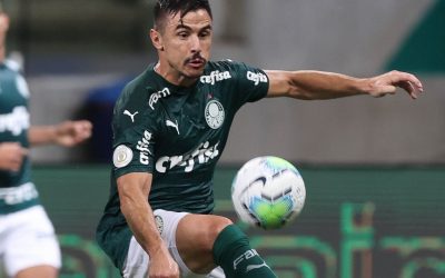 Tetracampeão brasileiro, Willian alcança marca de 300 jogos pela competição nacional e busca 143ª vitória no torneio