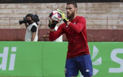 Igor Bohn é o novo cliente da Triple Comunicação: conheça um pouco da história do goleiro do Botafogo-SP