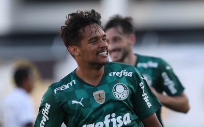 Palmeirense com mais participações em gols na temporada, Gustavo Scarpa comemora boa fase e projeta decisão do Paulistão contra o São Paulo