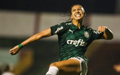 Artilheira, líder em assistências e melhor jogadora de maio do Brasileirão! Destaque do Palmeiras, Bia Zaneratto celebra grande fase e classificação às quartas de final