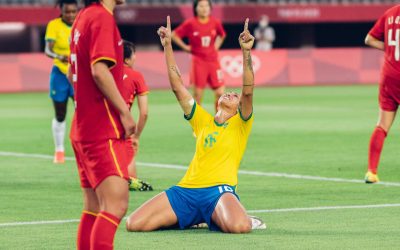 Bia Zaneratto comemora estreia com gol e assistência em goleada do Brasil sobre a China nas Olimpíadas de Tóquio: “Muito feliz”