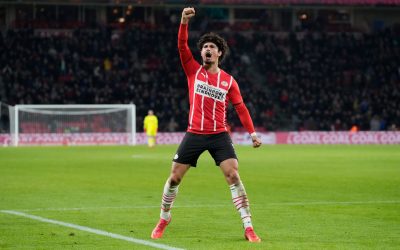 André Ramalho marca belo gol e comanda reação do PSV em grande vitória, de virada, no Holandês