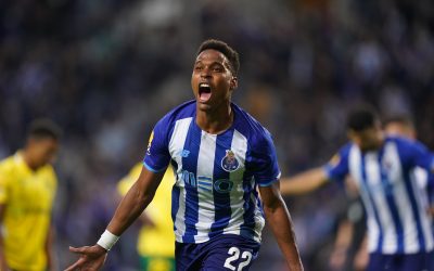 Wendell comemora golaço, o seu primeiro pelo Porto, e comanda vitória da equipe no Campeonato Português