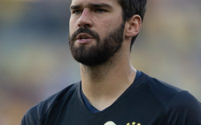 Dono de números expressivos pela Seleção Brasileira, Alisson vive a expectativa de completar 50 jogos com a amarelinha no duelo com a Colômbia: “Muito especial”