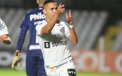 Feliz no Santos, Marcos Guilherme pode realizar 50º jogo pelo clube no duelo com o São Bernardo