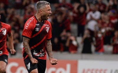 Marlos poderá voltar a disputar uma partida de Brasileiro após mais de 10 anos justamente contra o São Paulo, seu último clube no país antes do retorno para defender o Athletico-PR