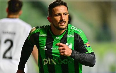 Aloisio fala sobre primeiro reencontro com São Paulo: “Carinho pelo clube será eterno, mas defendo o América e farei de tudo para ajudar o nosso time a sair com a vitória”
