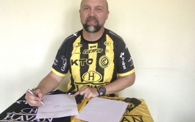 Ademir Fesan é o novo técnico do FC Cascavel