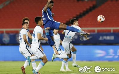 Artilheiro, Markão marca mais dois em nova goleada do líder Wuhan Three Towns, chega a 20 gols na temporada e já mira recorde da Superliga Chinesa