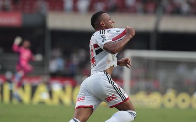 Na véspera do Majestoso, Welington relembra gol decisivo contra o Corinthians