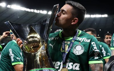 Títulos, marcas expressivas e inúmeros recordes! Dudu completa nove anos de sua estreia pelo Palmeiras. Relembre os principais dados do ídolo pelo clube!