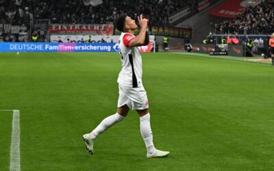 Destaque do Eintracht Frankfurt, Tuta comemora gol e vitória na Bundesliga
